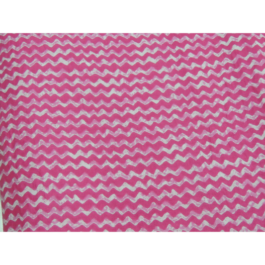 Gajar Pink Colour Zig Zag Print On Cotton Mal Fabric